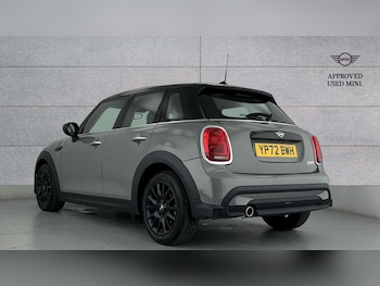 Used MINI Hatch 2022 for sale - 76501927: Photo