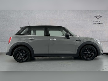 Used MINI Hatch 2022 for sale - 76501927: Photo