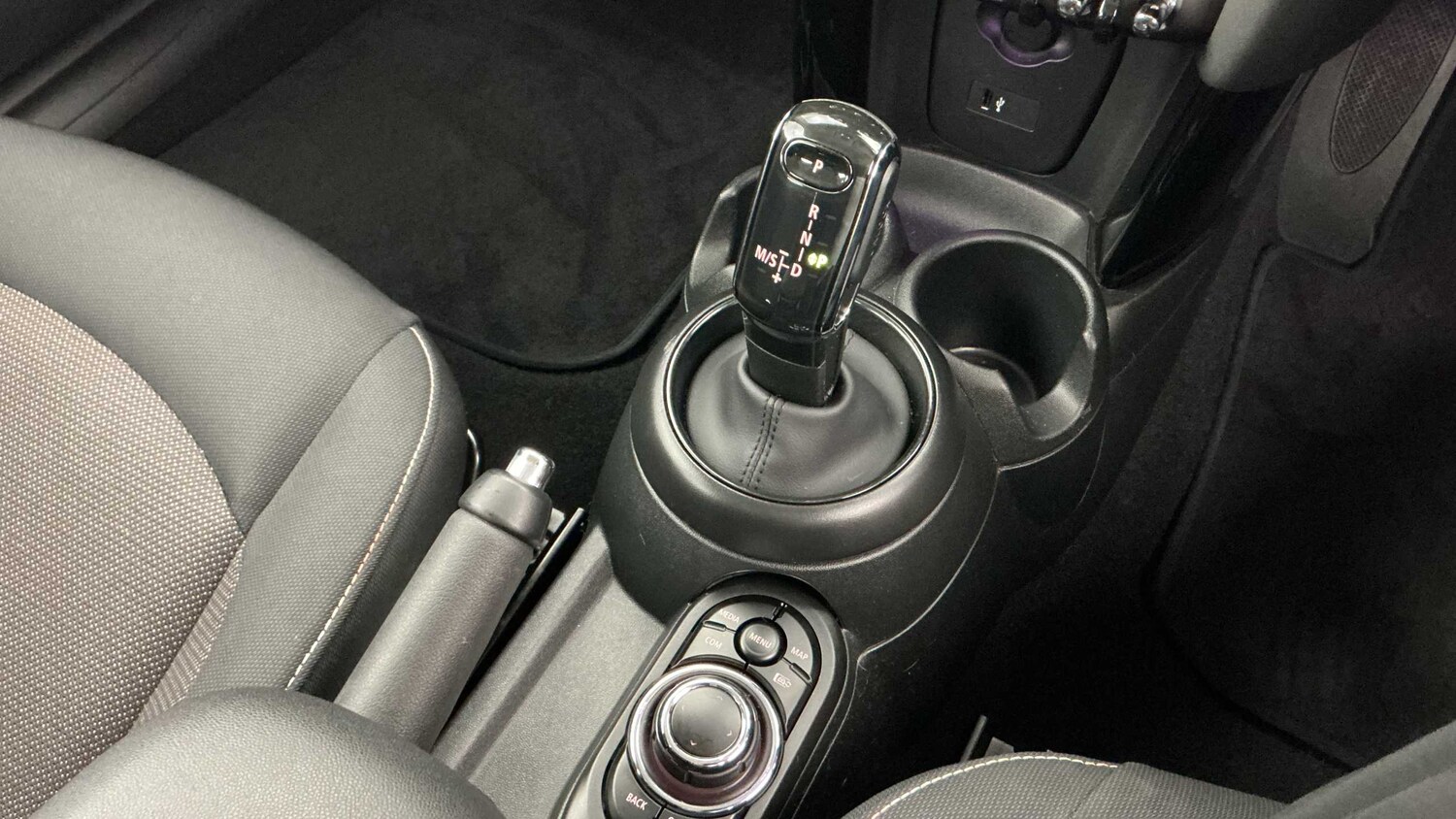 Used MINI Hatch 2023 for sale - 77860332: Photo 10