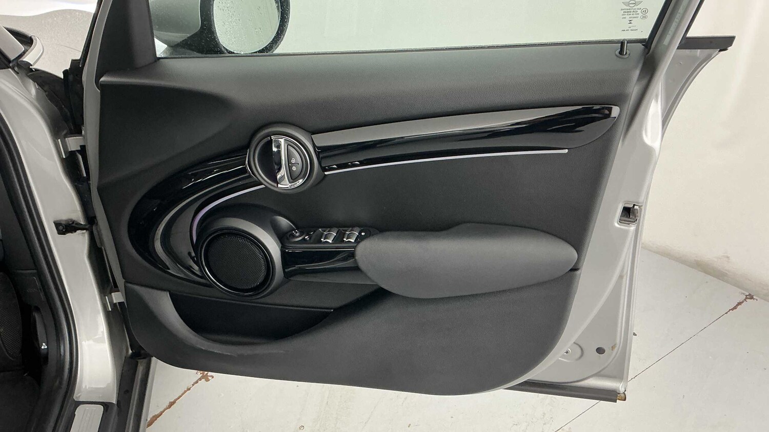 Used MINI Hatch 2023 for sale - 77860332: Photo 17