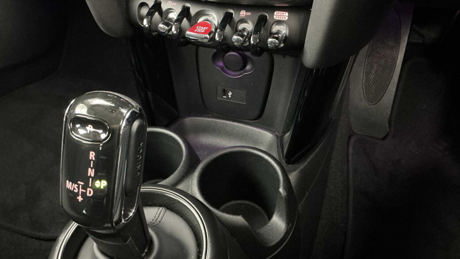 Used MINI Hatch 2023 for sale - 77860332: Photo 32