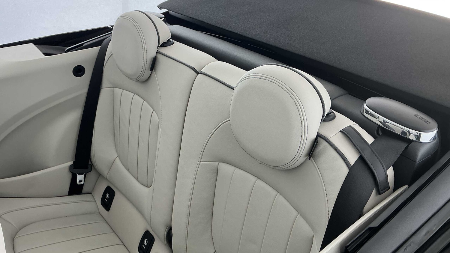 Used MINI Convertible 2018 for sale - 77134826: Photo 12