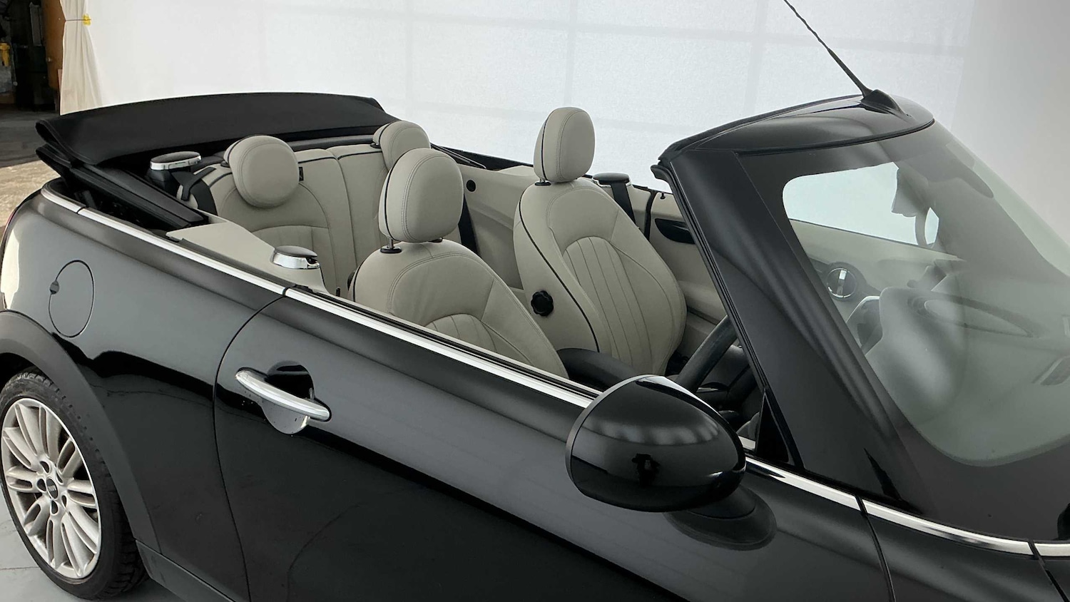 Used MINI Convertible 2018 for sale - 77134826: Photo 35