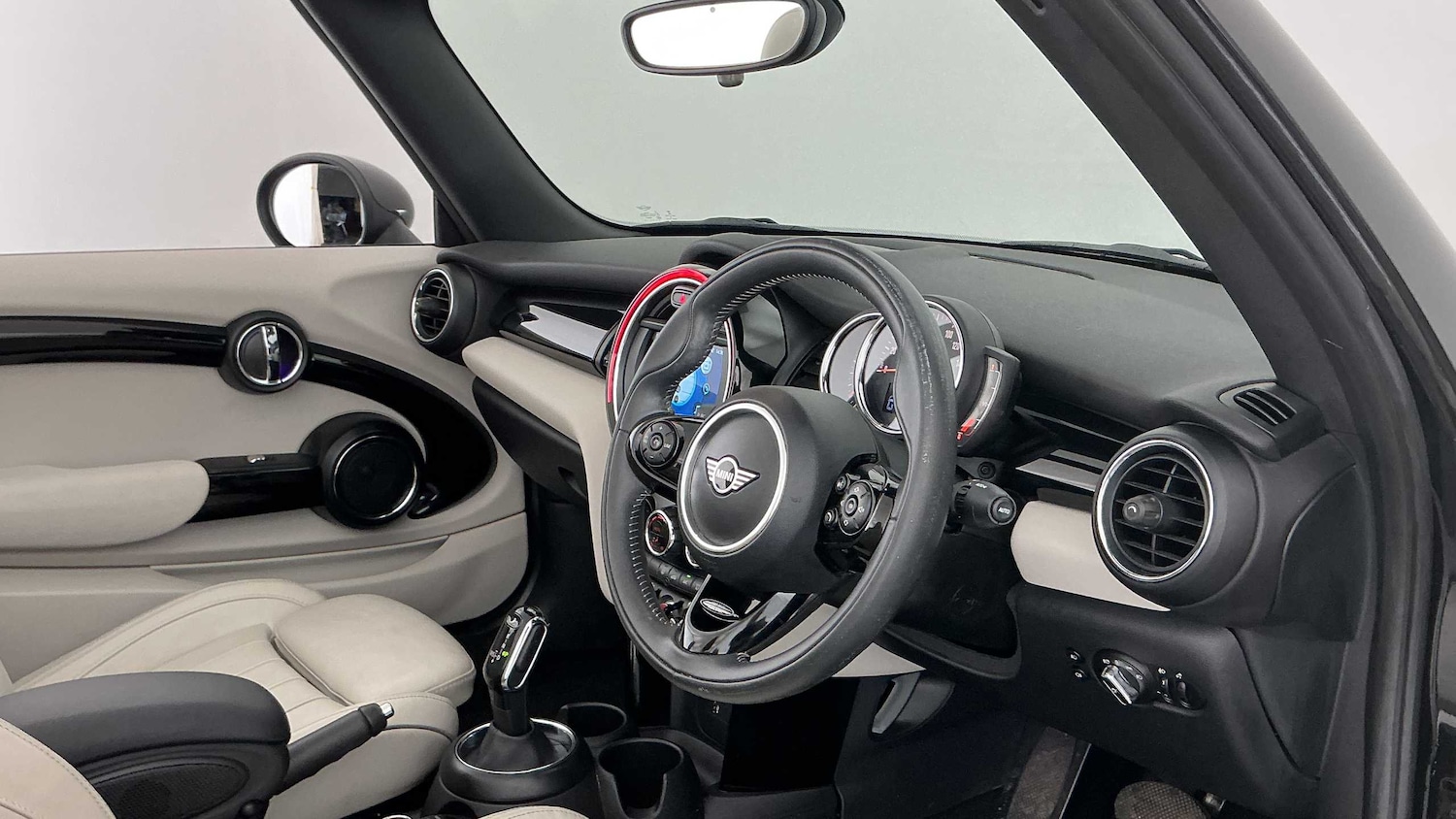 Used MINI Convertible 2018 for sale - 77134826: Photo 6