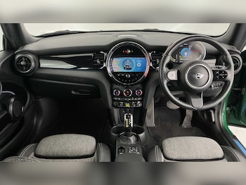 Used MINI Hatch 2022 for sale - 76529239: Photo