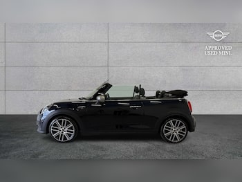 Used MINI Convertible 2024 for sale - 79689755: Photo