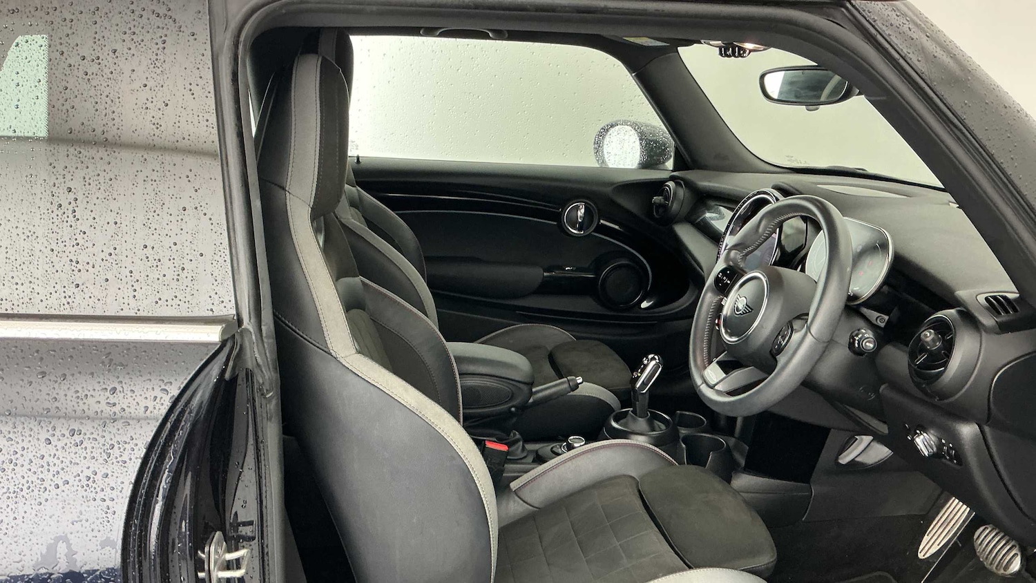 Used MINI Hatch 2023 for sale - 77472555: Photo 11