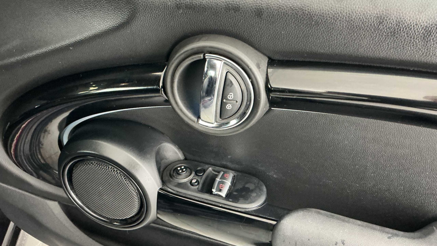 Used MINI Hatch 2023 for sale - 77472555: Photo 18