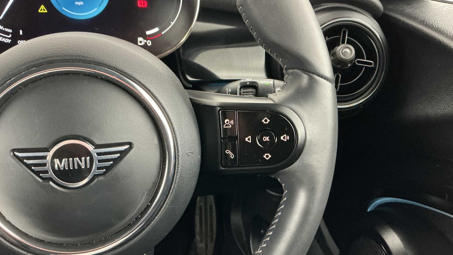 Used MINI Hatch 2023 for sale - 77472555: Photo 35