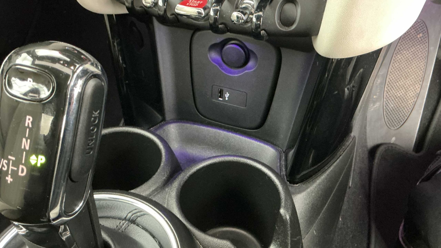 Used MINI Convertible 2018 for sale - 77648973: Photo 30