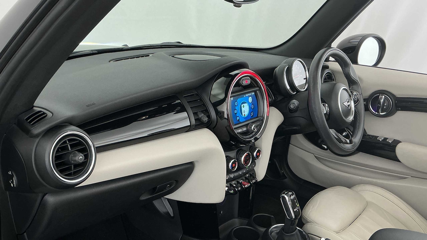 Used MINI Convertible 2018 for sale - 77648973: Photo 7