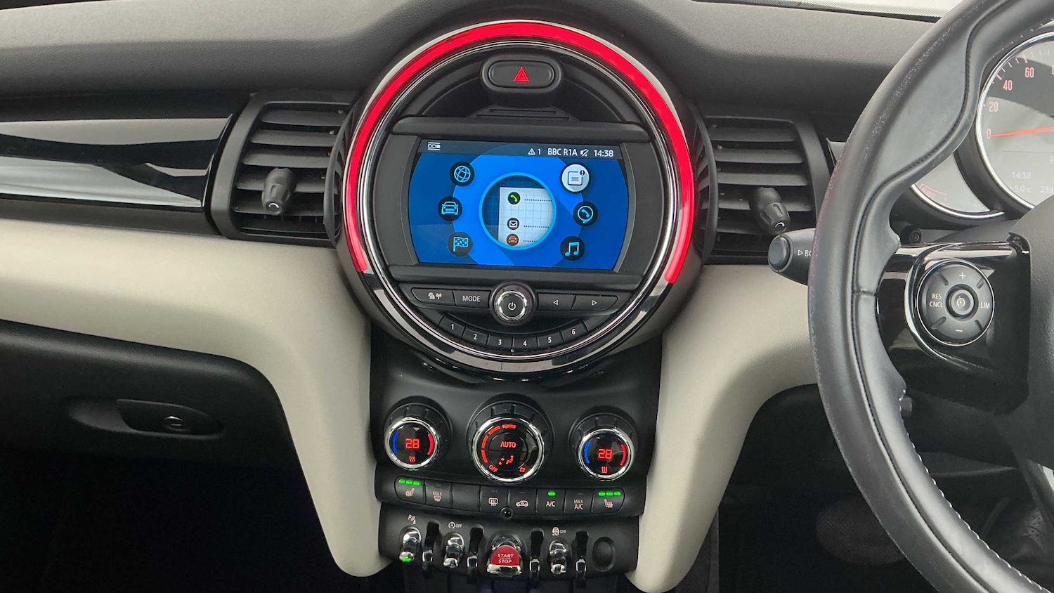 Used MINI Convertible 2018 for sale - 77648973: Photo 8