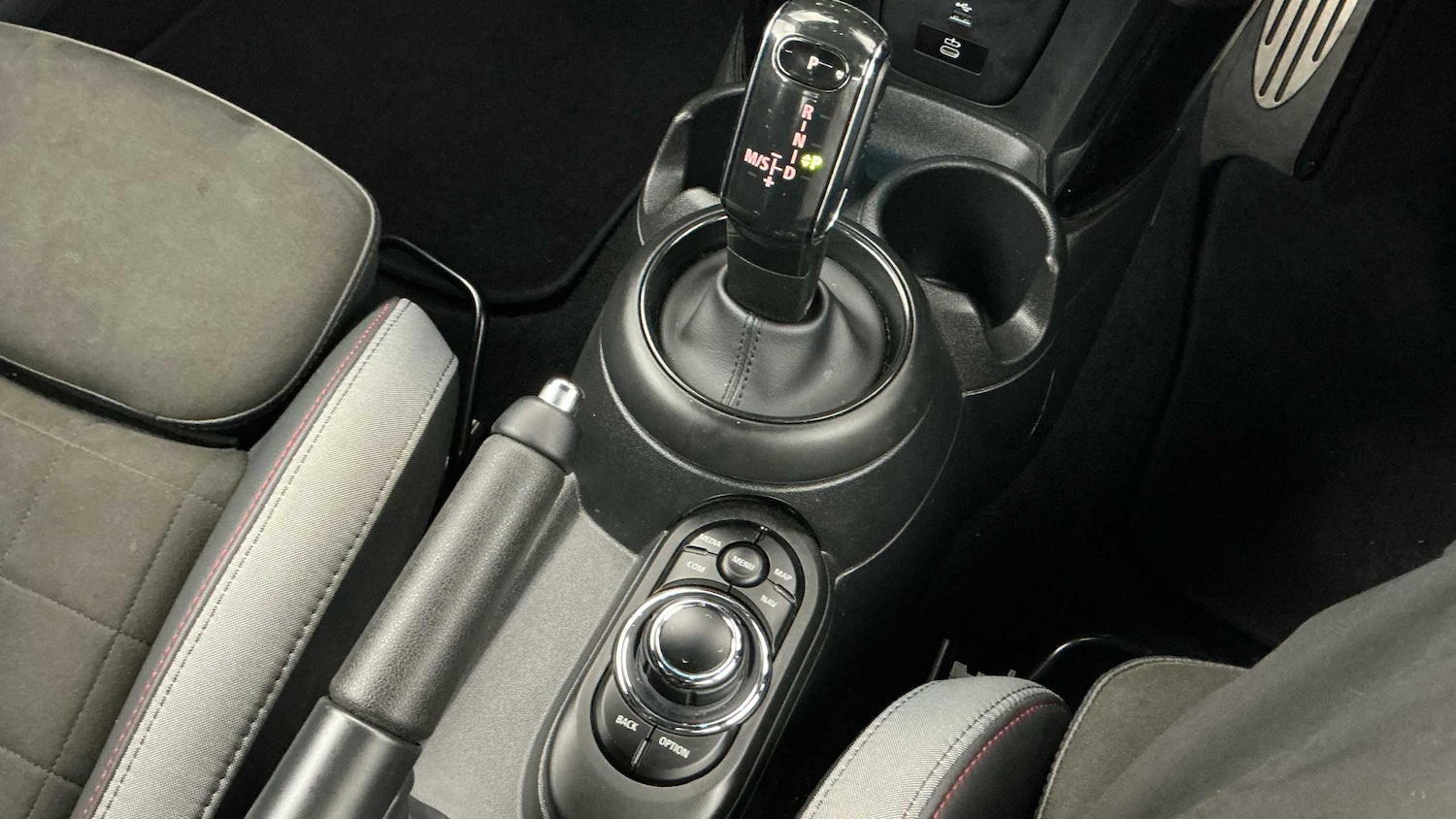 Used MINI Convertible 2023 for sale - 77112469: Photo 10