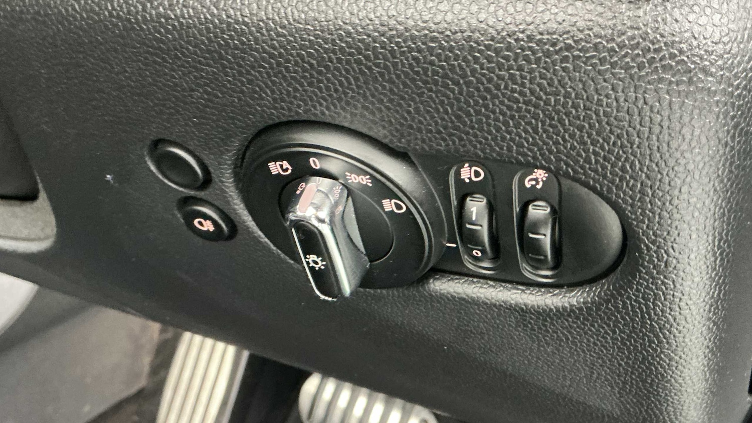 Used MINI Convertible 2023 for sale - 77112469: Photo 20