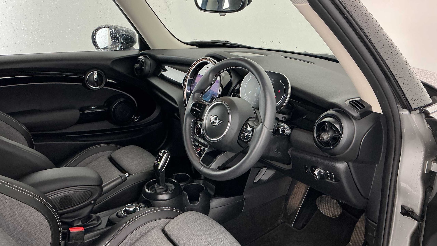 Used MINI Hatch 2023 for sale - 77233049: Photo 6