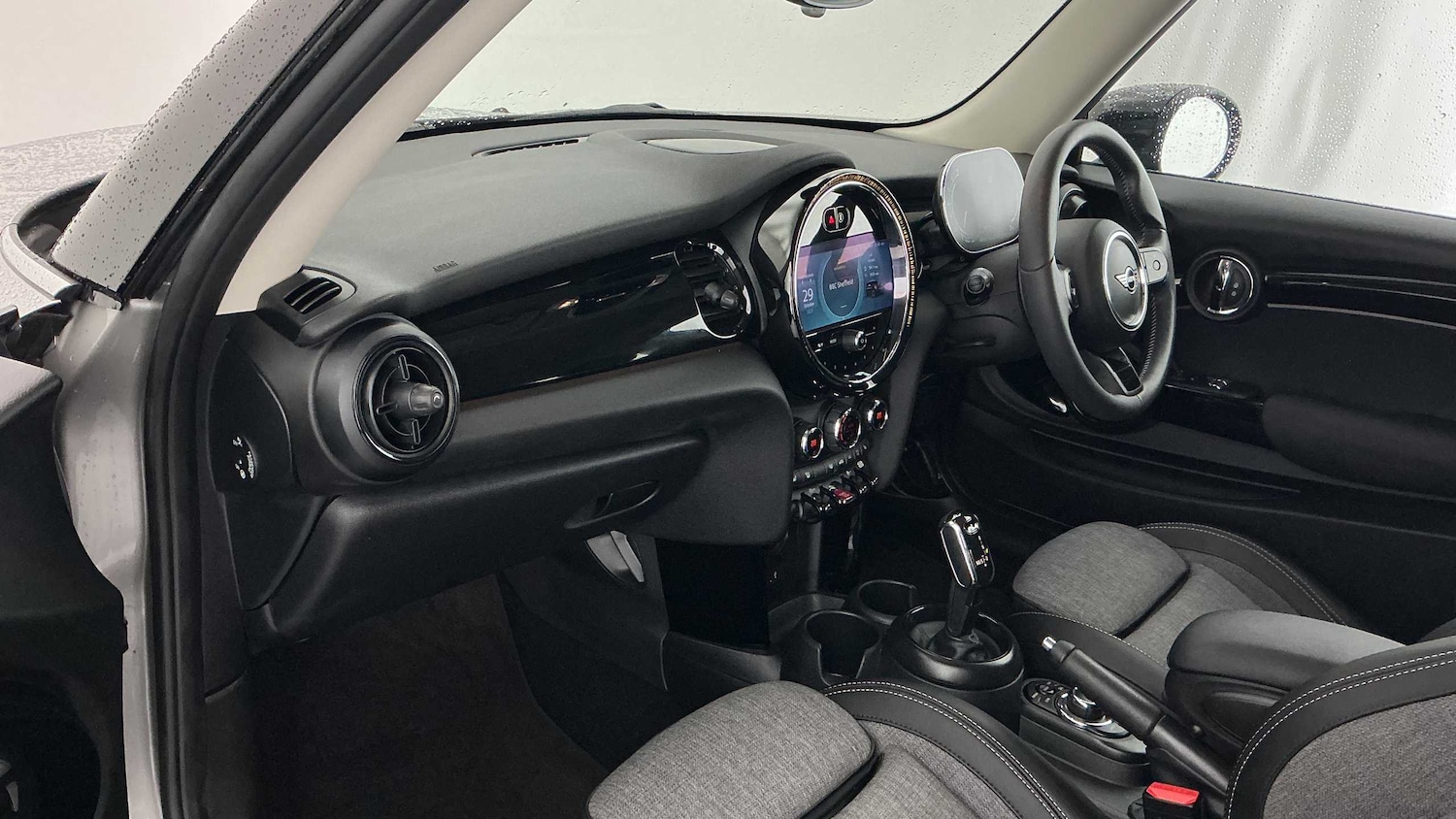 Used MINI Hatch 2023 for sale - 77233049: Photo 7