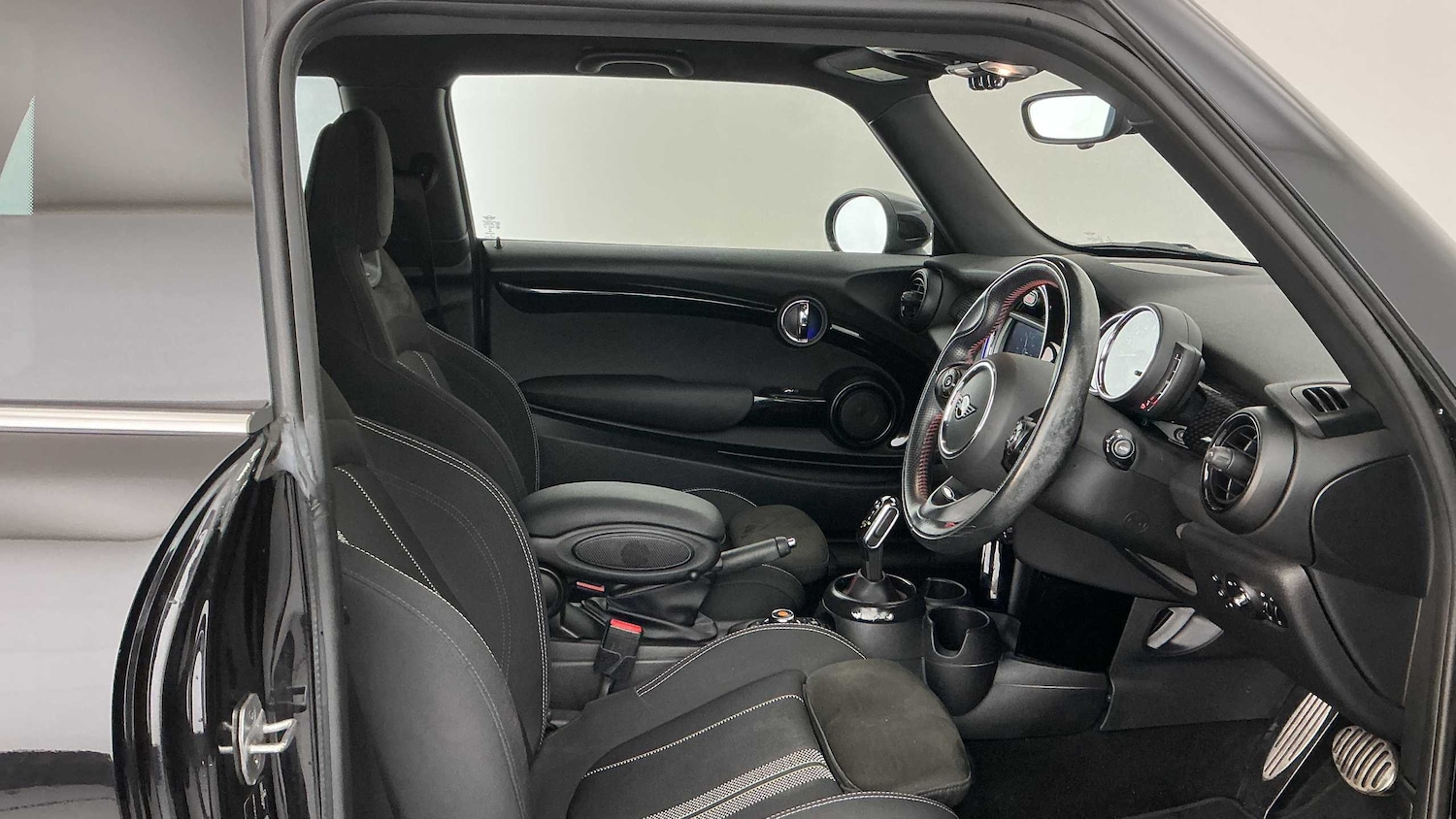 Used MINI Hatch 2021 for sale - 77135041: Photo 11