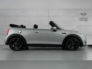 Used MINI Convertible 2022 for sale - 75903133: Photo