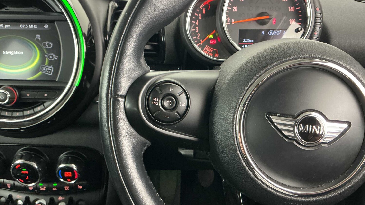 Used MINI Clubman 2017 for sale - 77756610: Photo 34