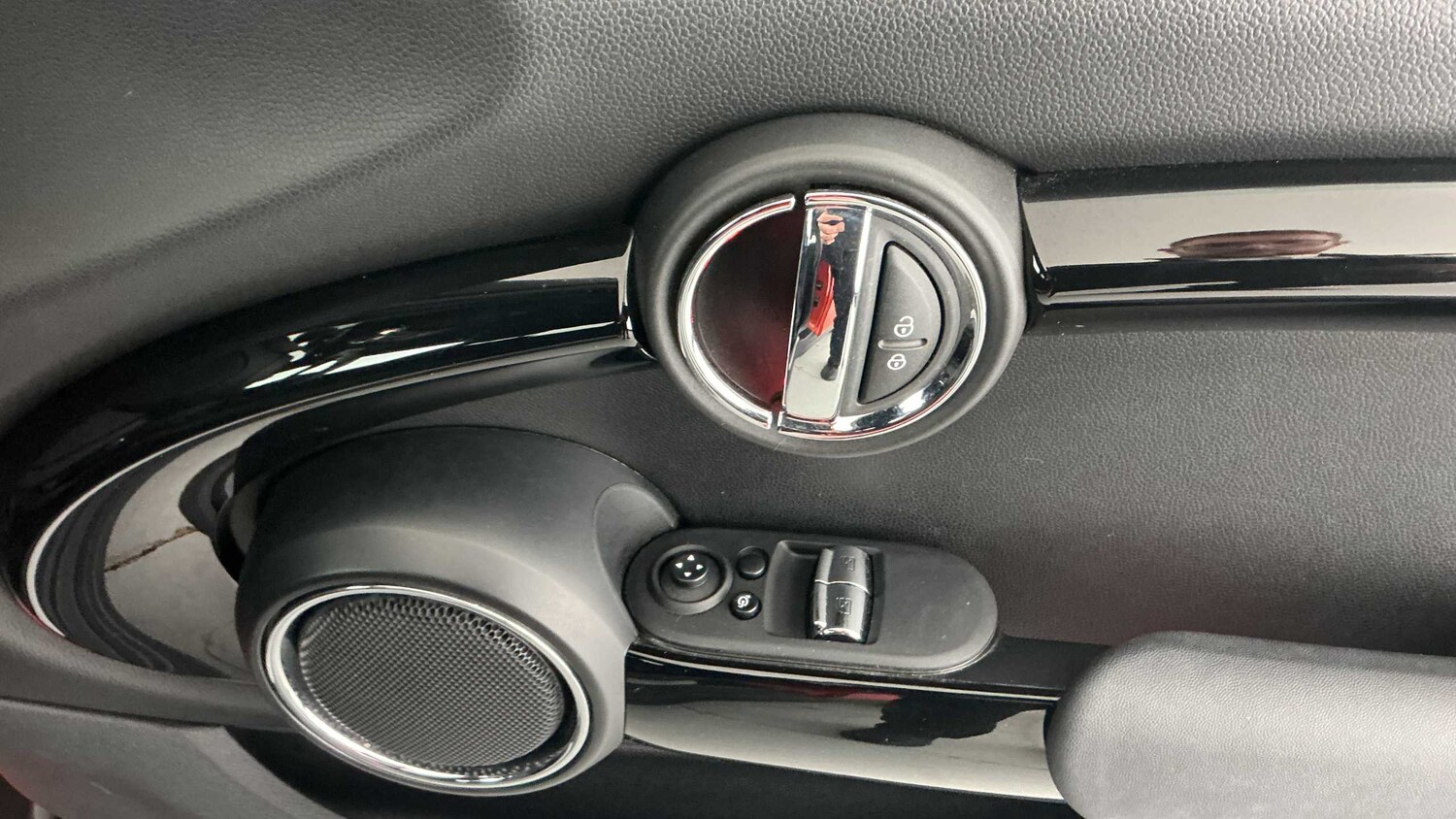 Used MINI Hatch 2018 for sale - 77756660: Photo 18