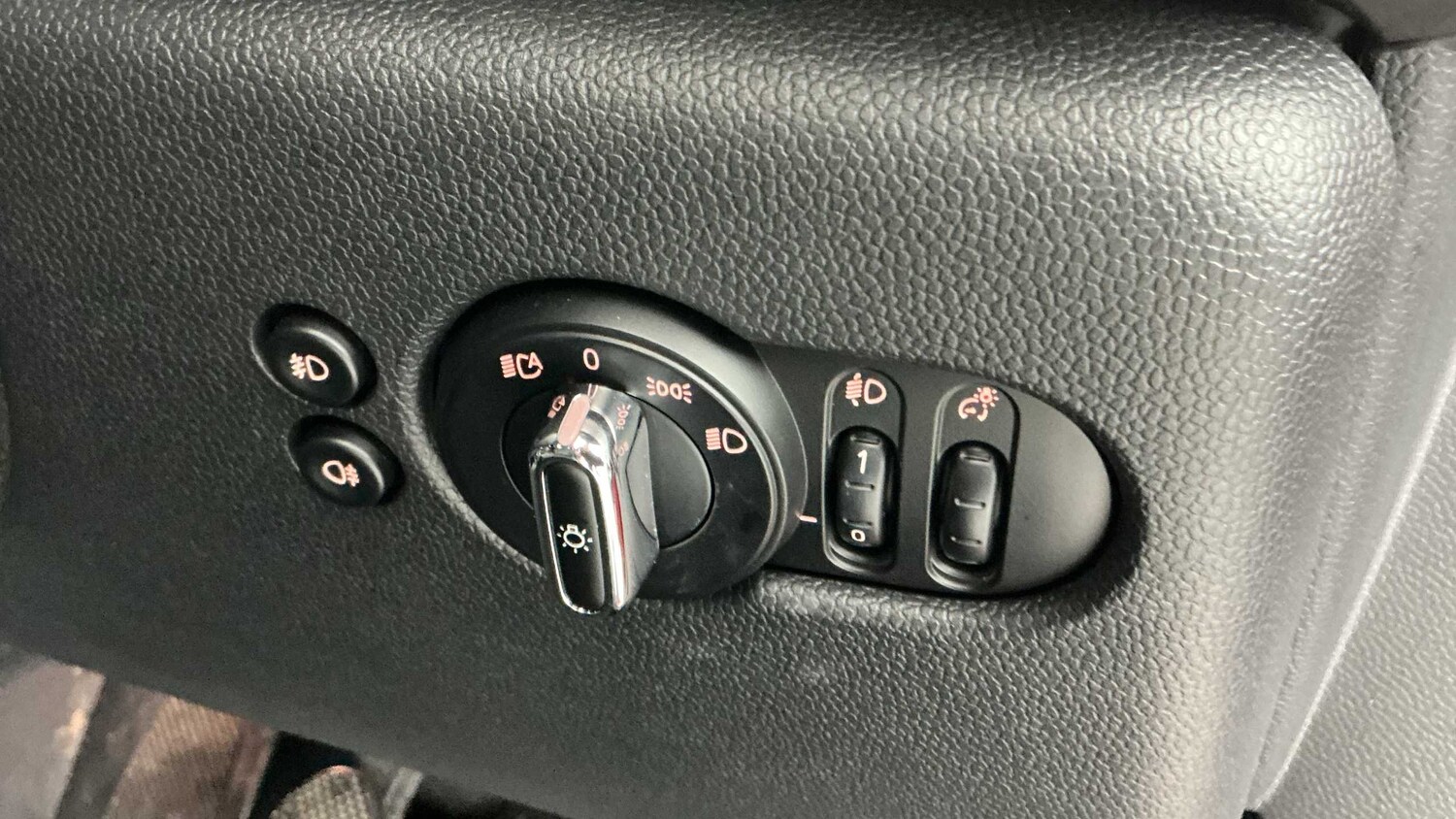 Used MINI Hatch 2018 for sale - 77756660: Photo 20