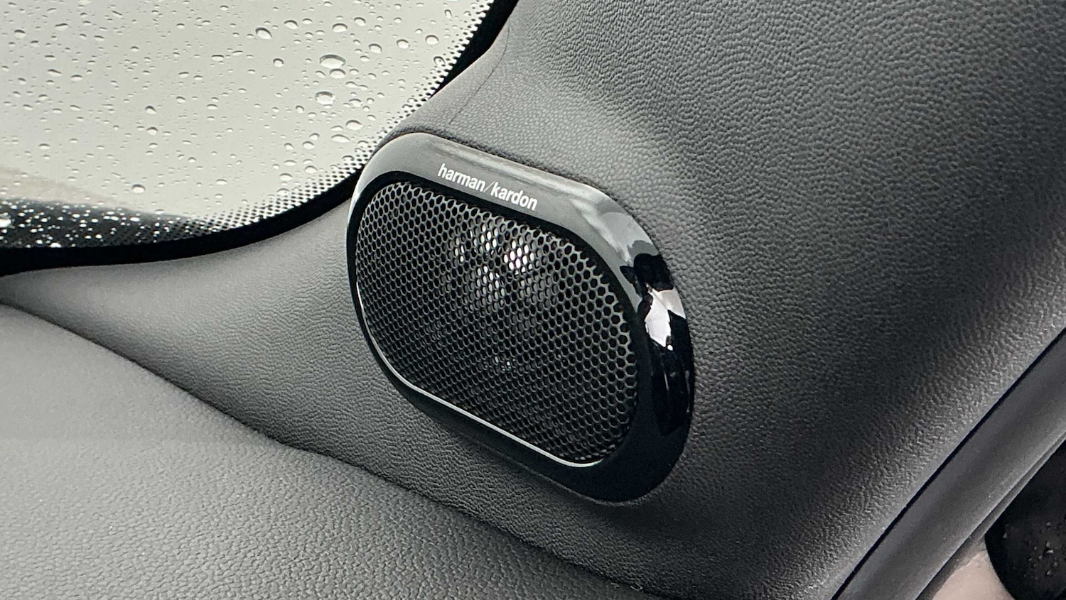 Used MINI Convertible 2023 for sale - 77219667: Photo 24