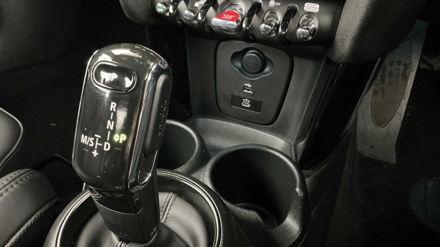 Used MINI Convertible 2023 for sale - 77219667: Photo 35