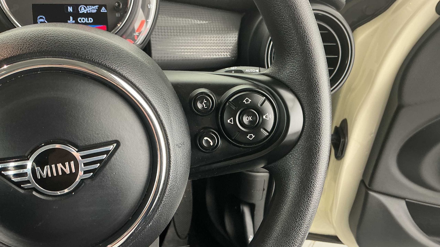 Used MINI Hatch 2019 for sale - 77178923: Photo 31