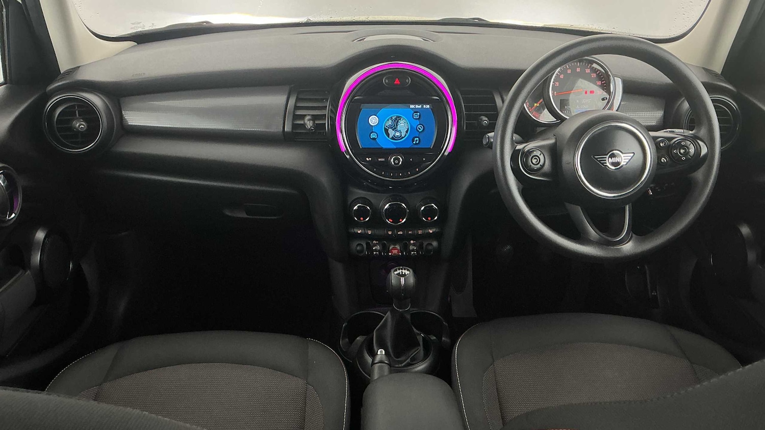 Used MINI Hatch 2019 for sale - 77178923: Photo 4