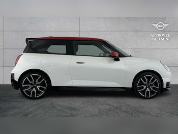 Used MINI Cooper 2024 for sale - 79486600: Photo