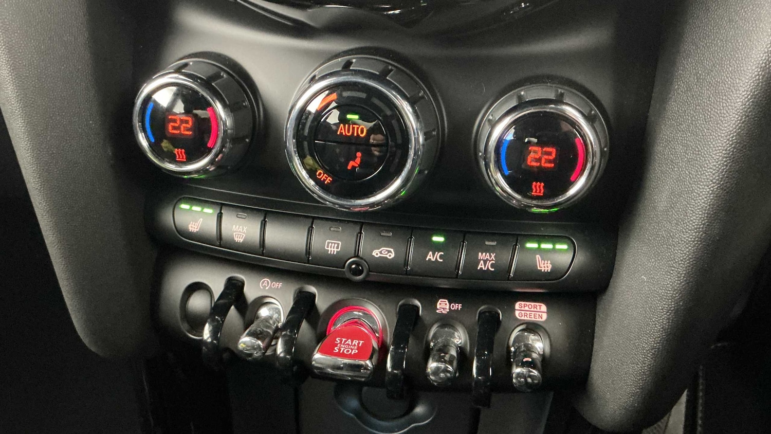 Used MINI Hatch 2022 for sale - 76529236: Photo 32