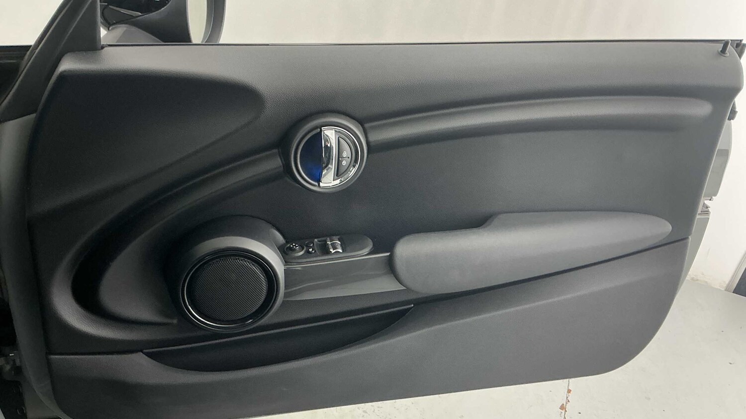 Used MINI Hatch 2019 for sale - 77943402: Photo 20