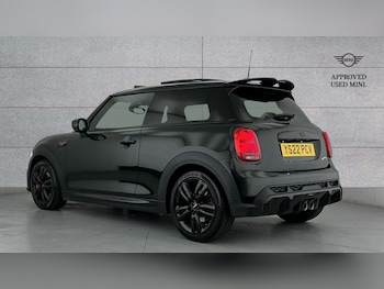 Used MINI Hatch 2022 for sale - 76230425: Photo