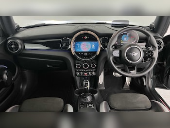 Used MINI Hatch 2022 for sale - 76230425: Photo