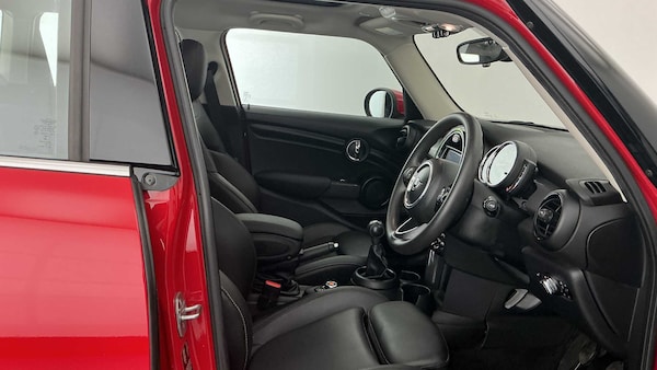 Used MINI Hatch 2019 for sale - 76242456: Photo 11