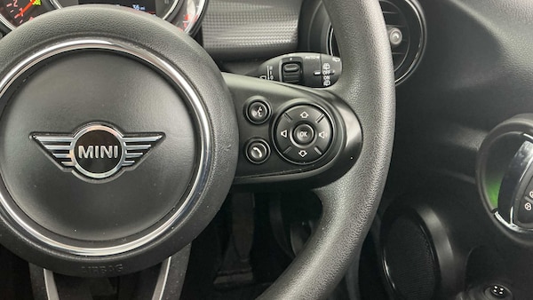 Used MINI Hatch 2019 for sale - 76242456: Photo 32