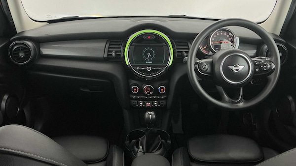Used MINI Hatch 2019 for sale - 76242456: Photo 4