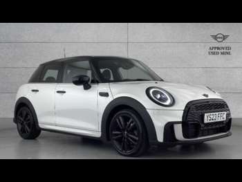 2023 - 1.5 Cooper Classic 5dr [Comfort/Nav+ Pack]