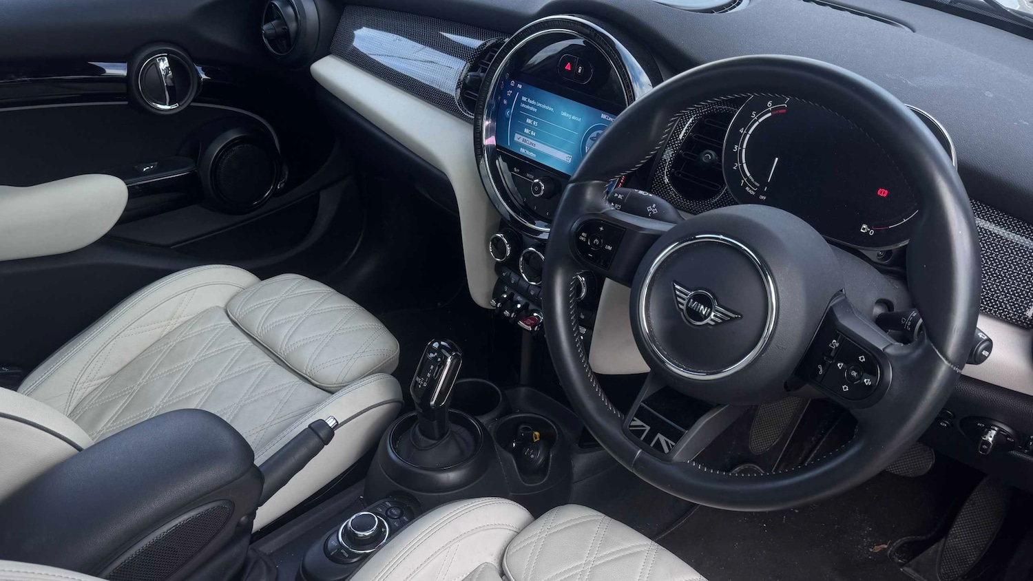 Used MINI Hatch 2023 for sale - 77032180: Photo 10