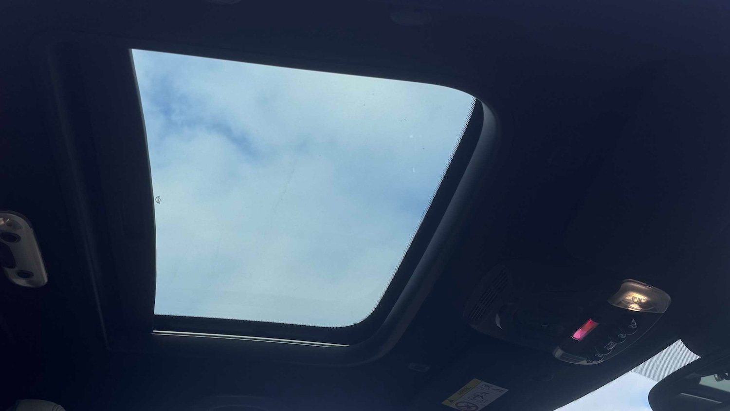 Used MINI Hatch 2023 for sale - 77032180: Photo 22