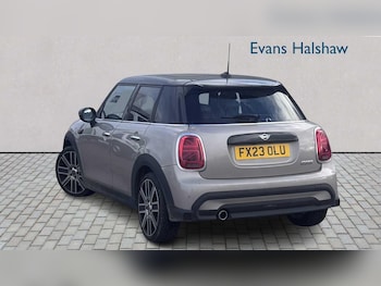Used MINI Hatch 2023 for sale - 77032180: Photo