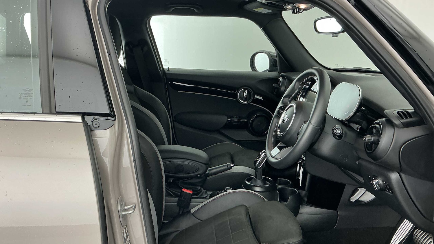 Used MINI Hatch 2024 for sale - 77270038: Photo 11