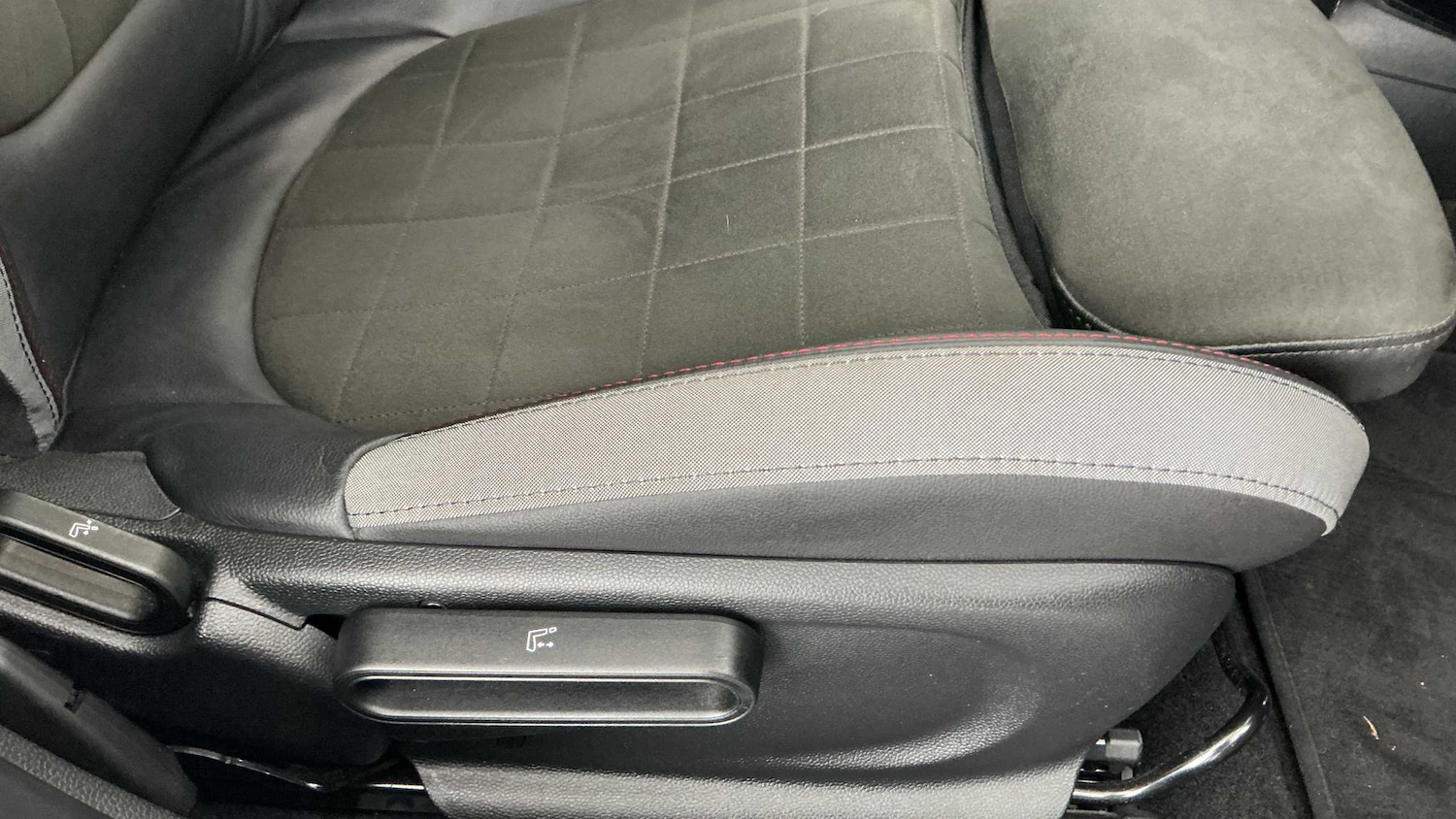 Used MINI Hatch 2024 for sale - 77270038: Photo 20