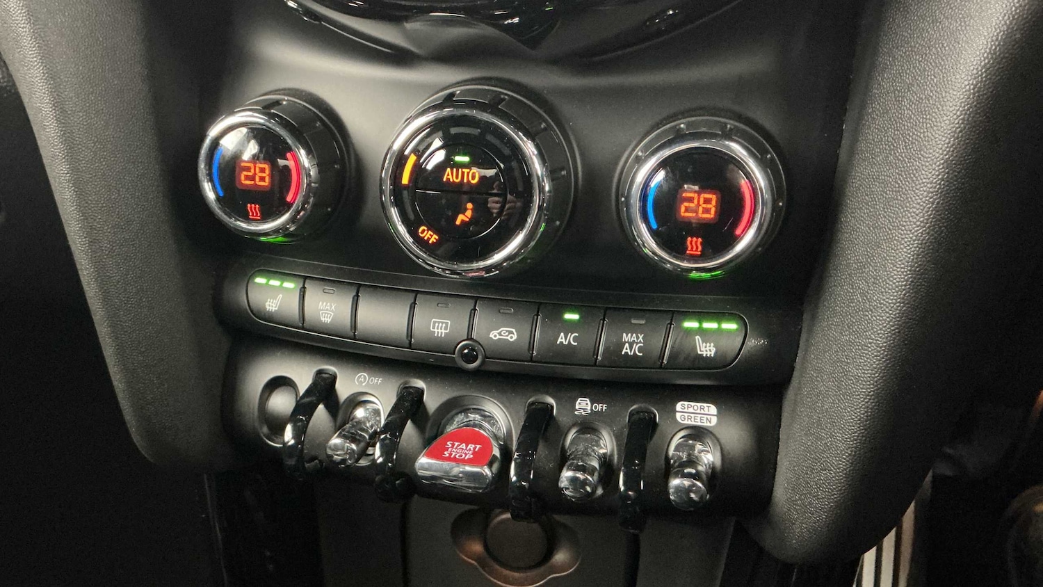 Used MINI Hatch 2024 for sale - 77270038: Photo 33