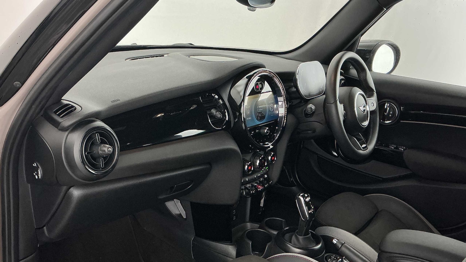 Used MINI Hatch 2024 for sale - 77270038: Photo 7