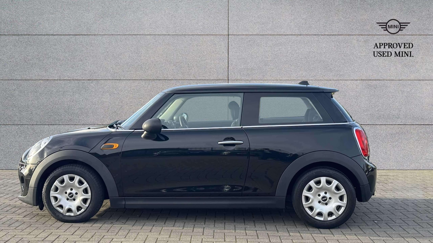 Used MINI Hatch 2017 for sale - 76553197: Photo 3