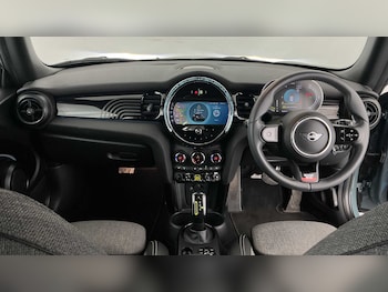 Used MINI Hatch 2023 for sale - 78247807: Photo