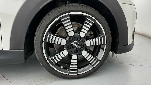 Used MINI Convertible 2024 for sale - 76230339: Photo 14