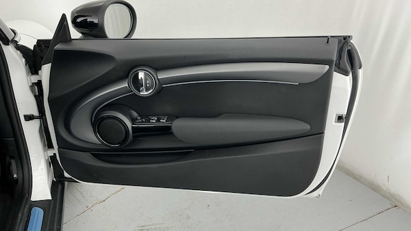 Used MINI Convertible 2024 for sale - 76230339: Photo 17