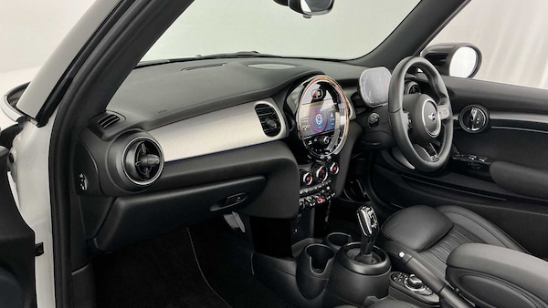 Used MINI Convertible 2024 for sale - 76230339: Photo 7